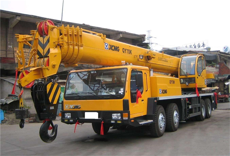 寒亭区吊车出租选择重点